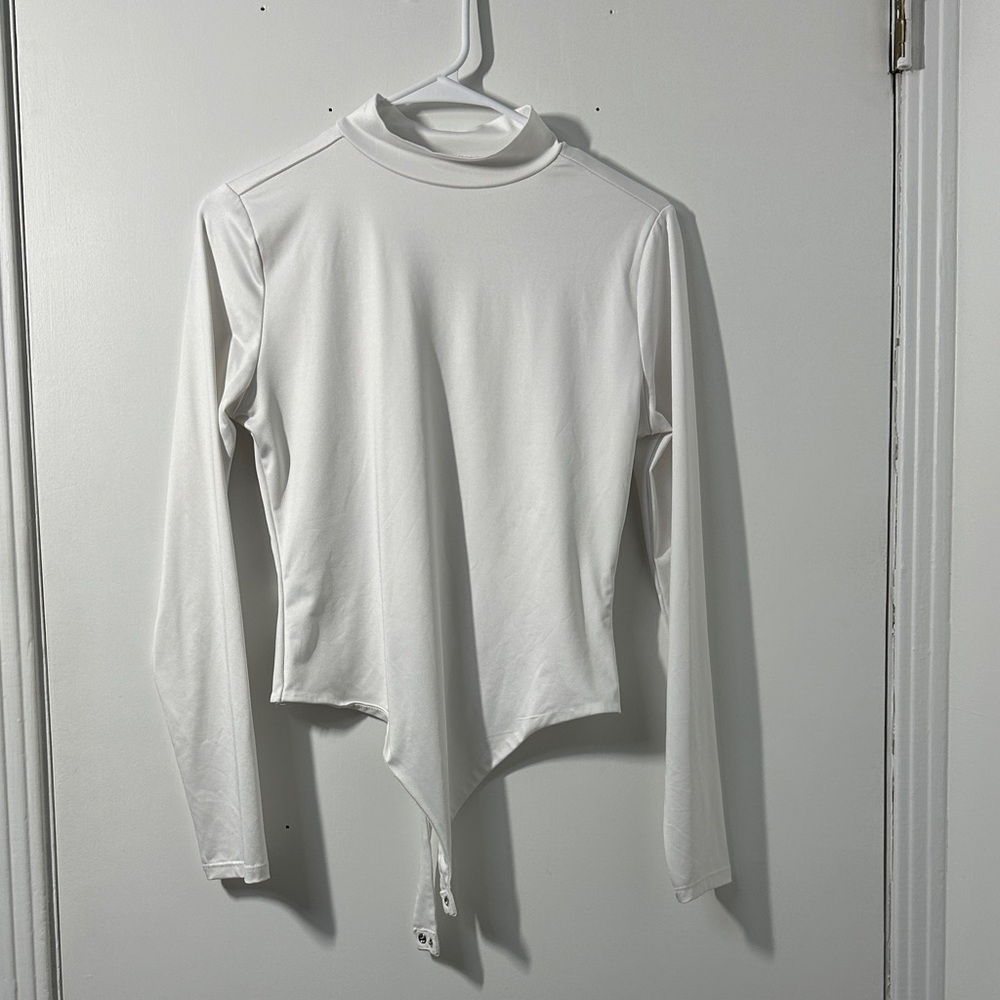 Elegant White Long Sleeve Bodysuit